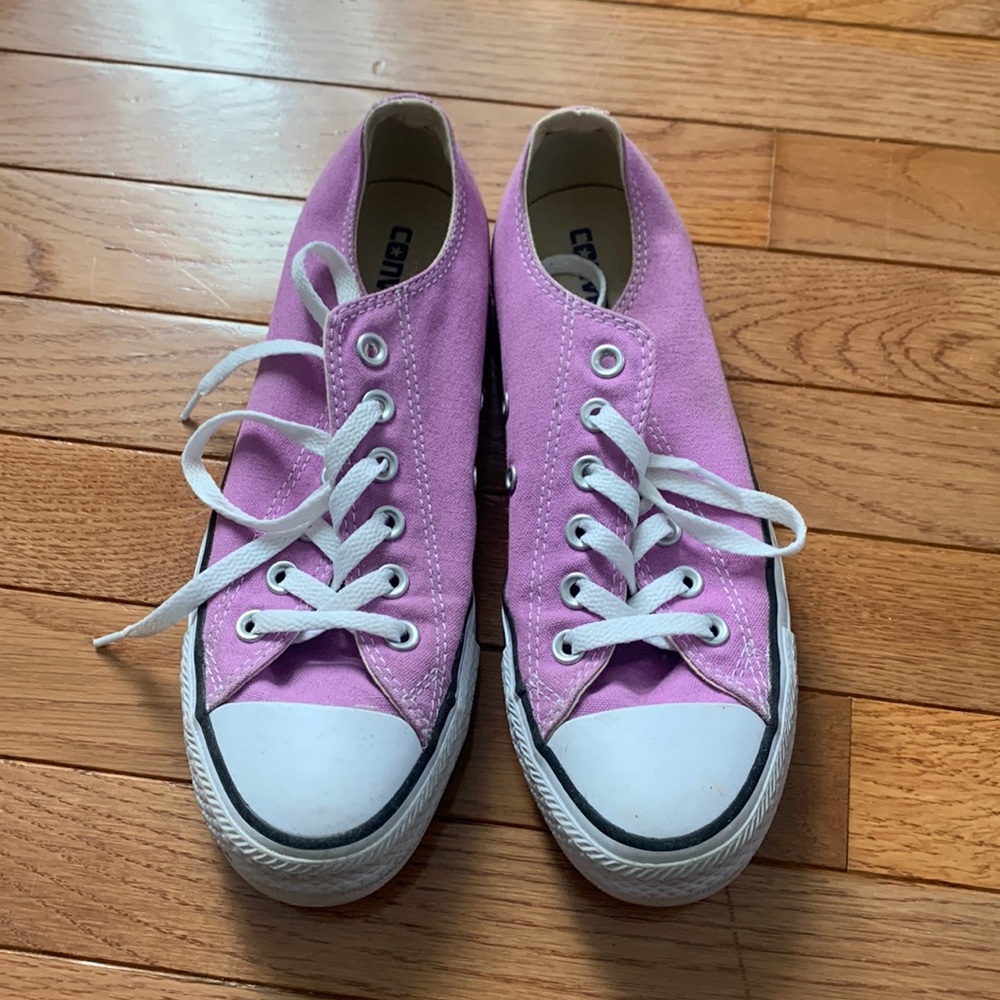 Low Top Converse Worn Once